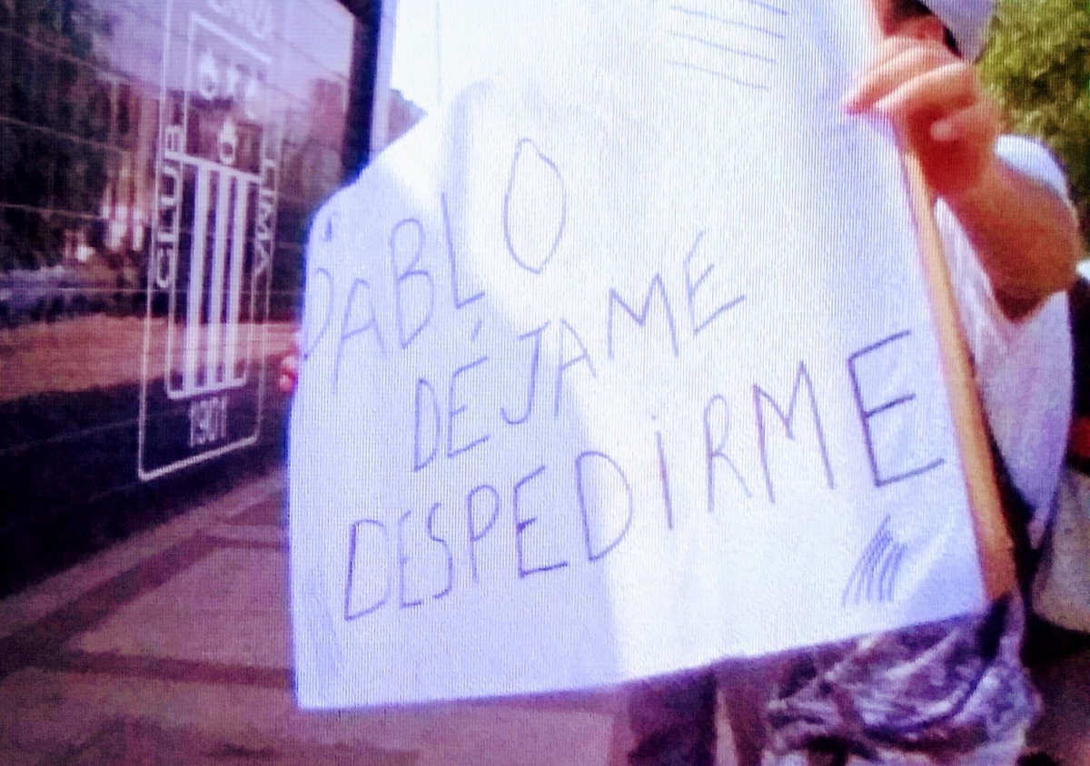 Hincha demuestra que el estratega uruguayo es muy querido por el pueblo de Alianza Lima.    