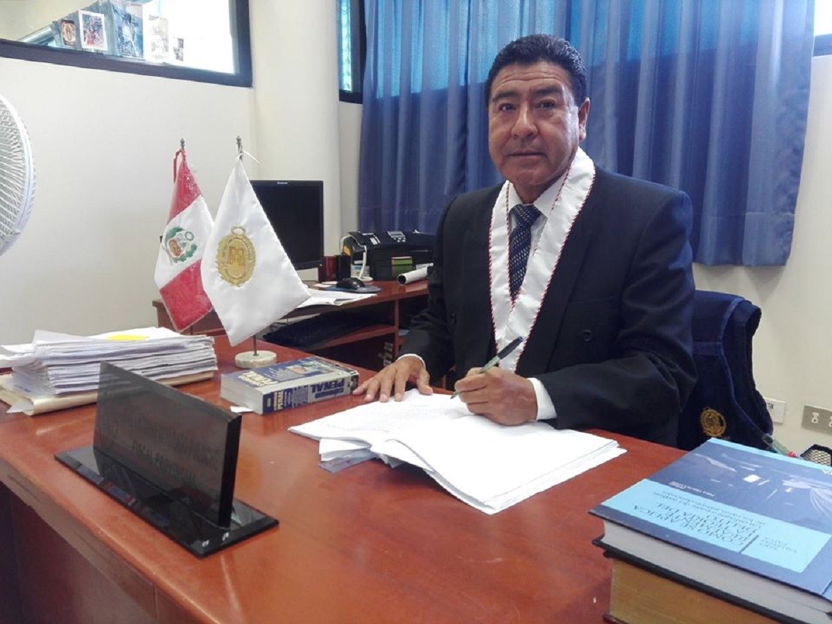 El fiscal José Antonio Alvarado Puluche esta a cargo de la investigación por las presuntas compras irregulares de canastas en la Municipalidad Provincial de Moyobamba.   