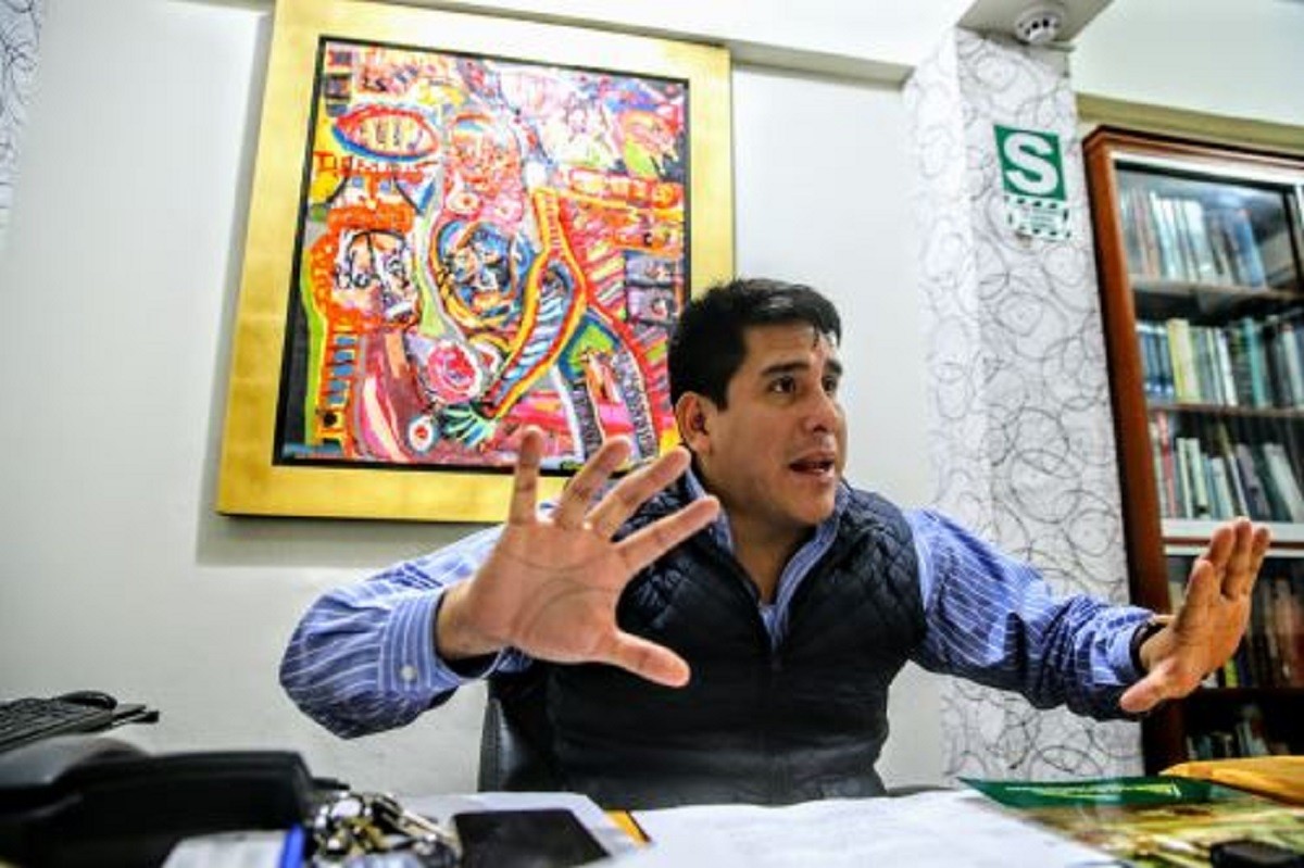 Alcalde de Magdalena del Mar, Carlomagno Chacón señaló que será una medida provisional. Alcalde de Magdalena del Mar, Carlomagno Chacón señaló que será una medida provisional.