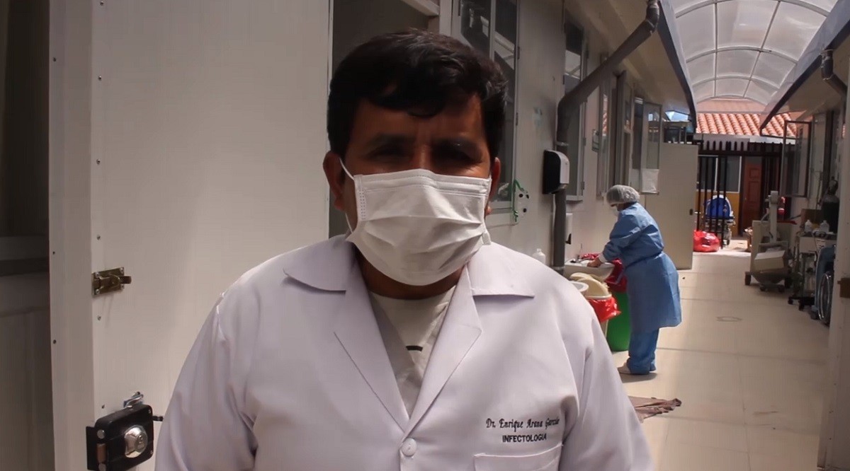 Enrique Arana García, jefe de Atención Covid-19 del Hospital Regional de Cusco, expresó sus sastifacción tras haber dado de alta a los últimos pacientes con coronavirus.    