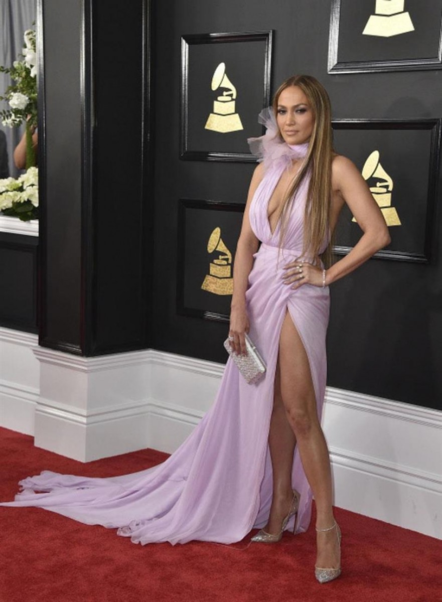 Este seria el futuro vestido de Ella   