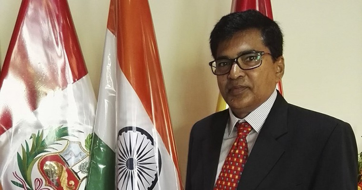 Embajador de Yoga en el Perú y Bolivia, Mandarapu Subbarayudu. Embajador de Yoga en el Perú y Bolivia, Mandarapu Subbarayudu.