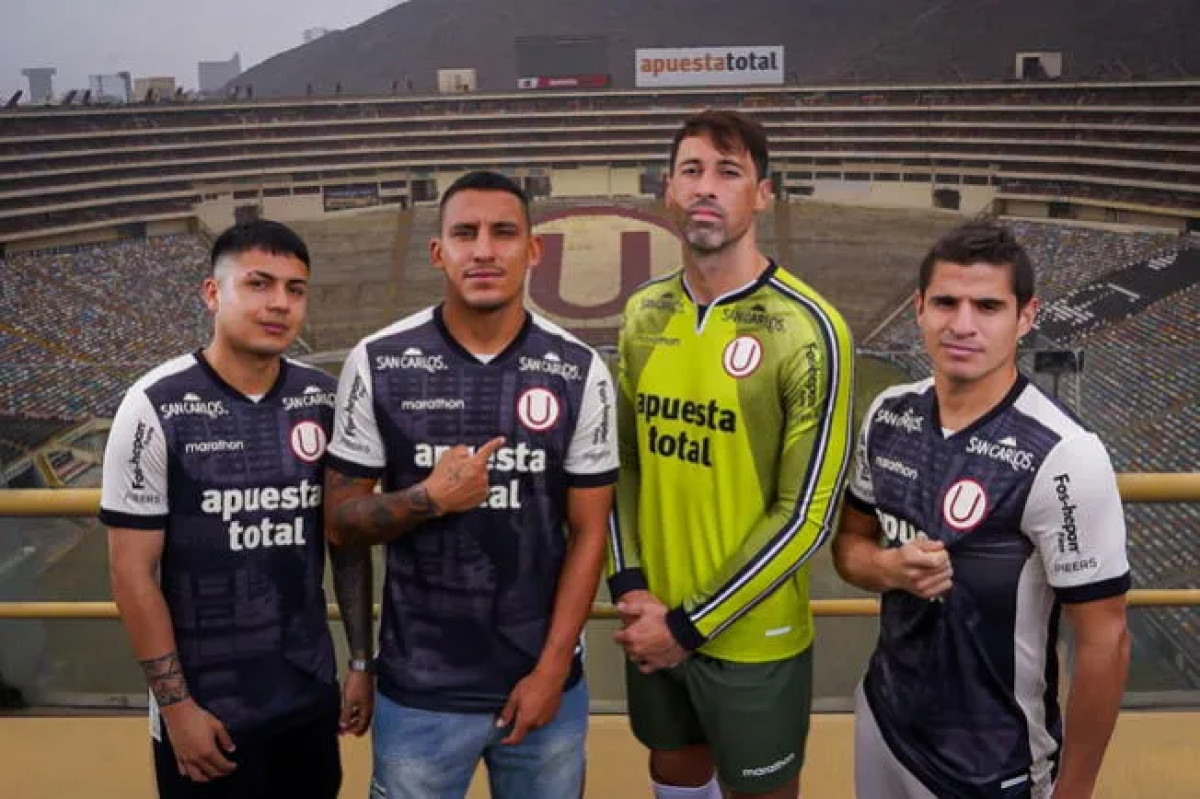 Universitario