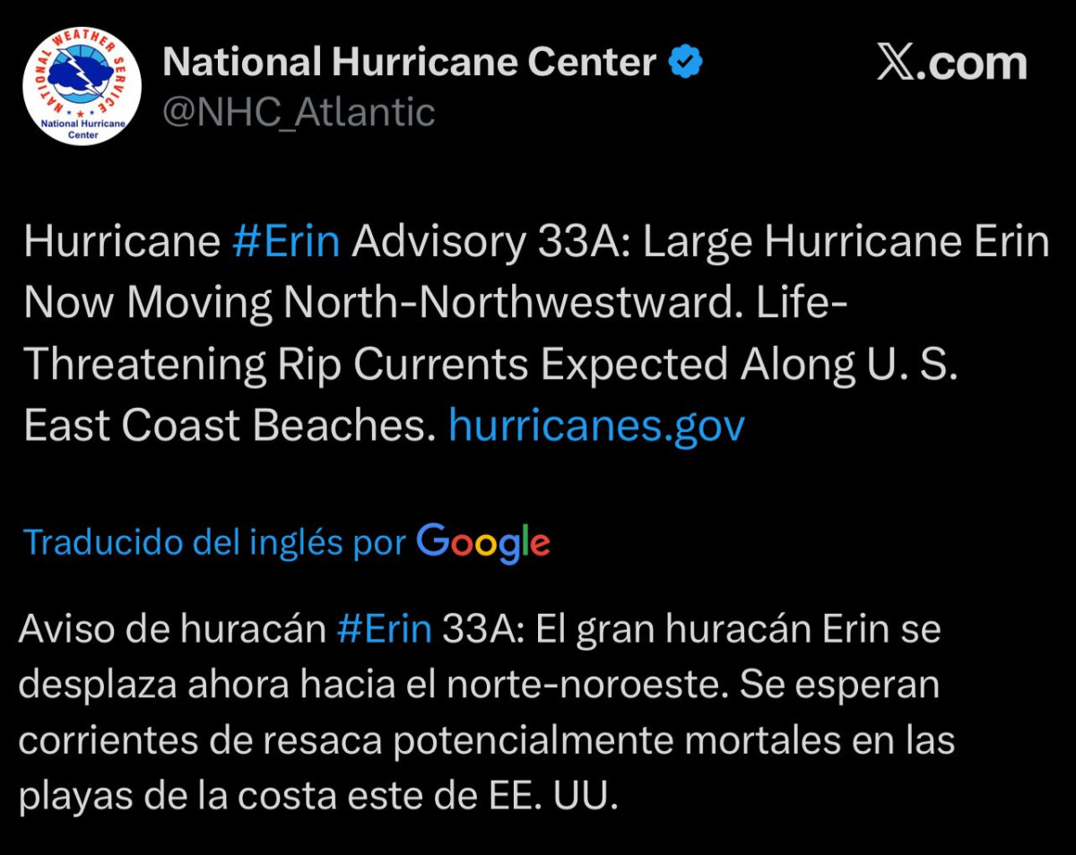 El Centro Nacional de Huracanes publicó la dirección del huracán Erin.