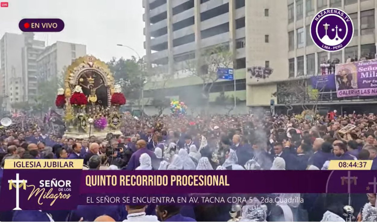 Procesión del Señor de los Milagros.