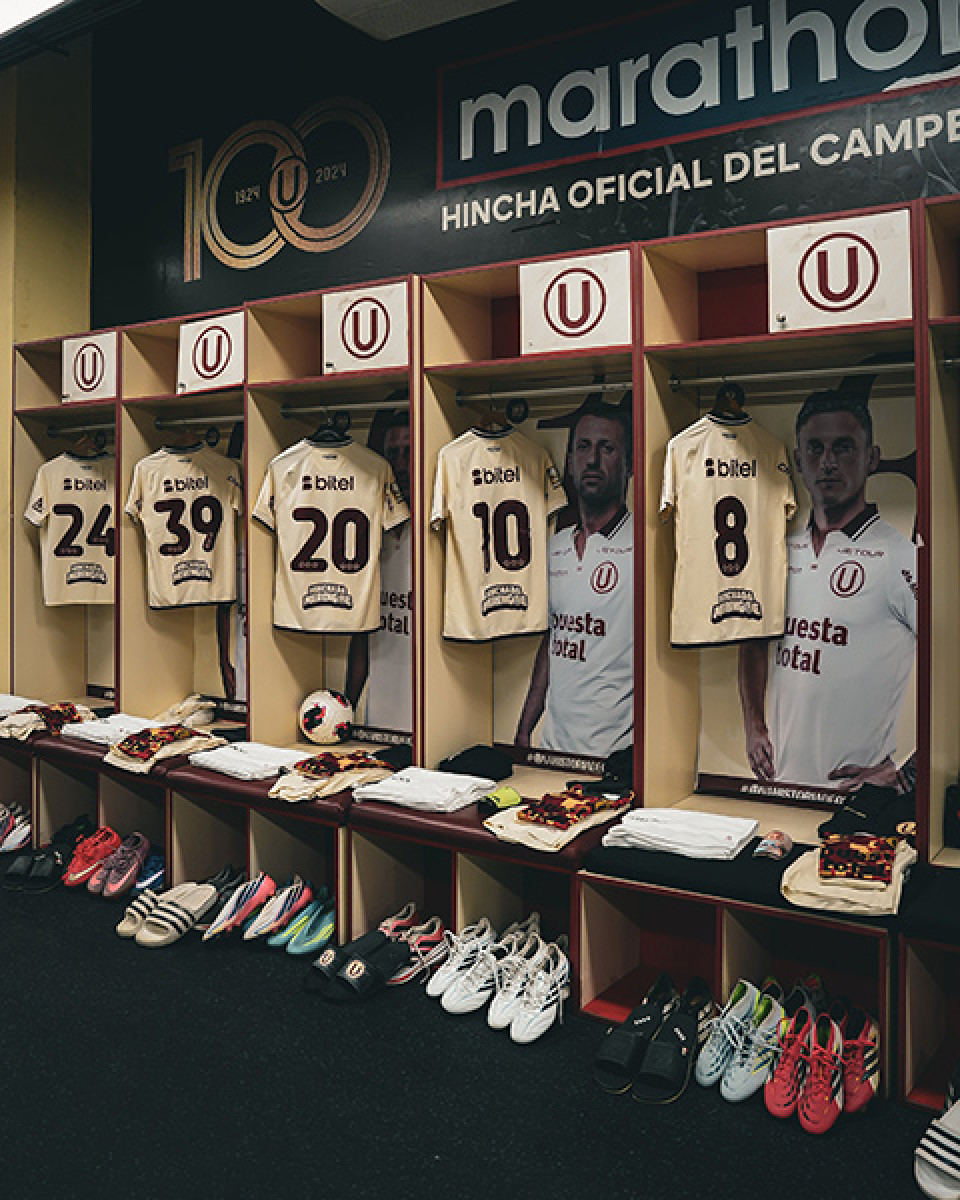 Universitario