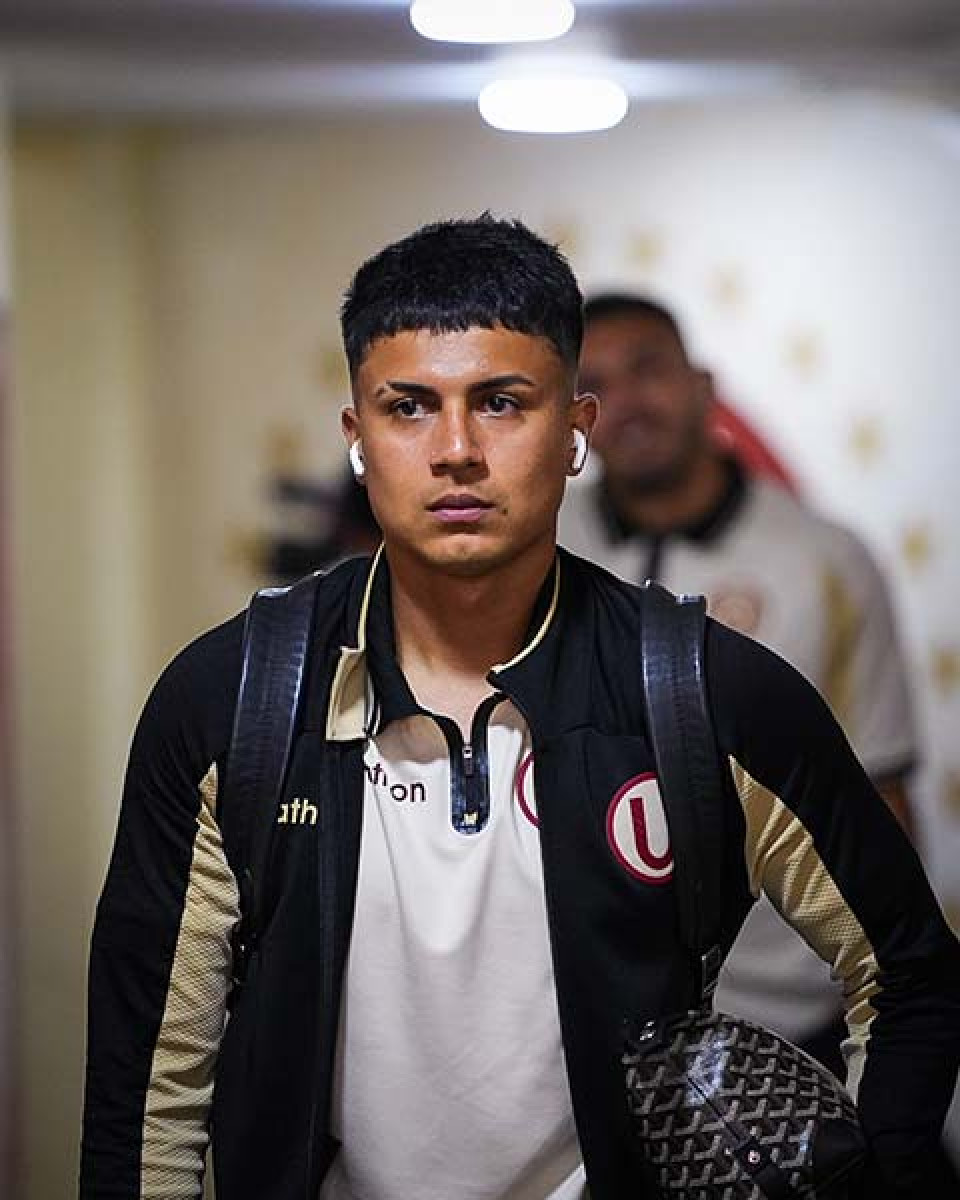 Universitario